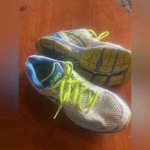 Asics White and Blue Sneakers with Neon Yellow Laces